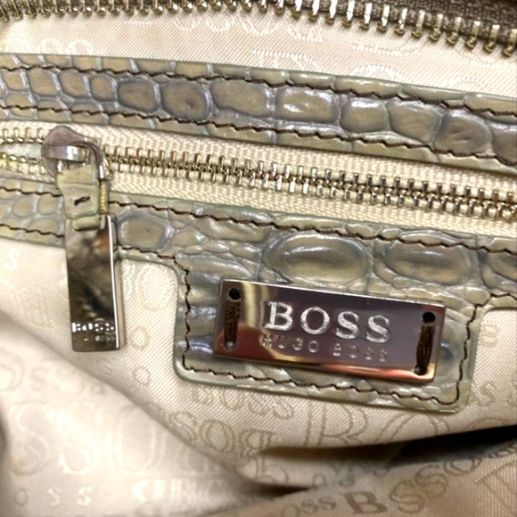 HUGO BOSS Handbag - Picture 3 of 3